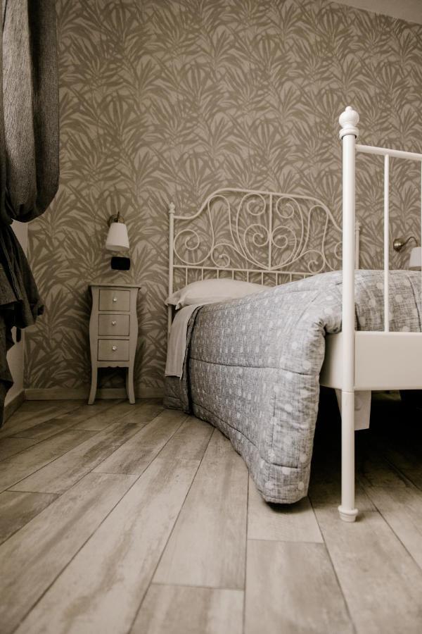 Bed and Breakfast La Lucerna Somma Vesuviana Exterior foto